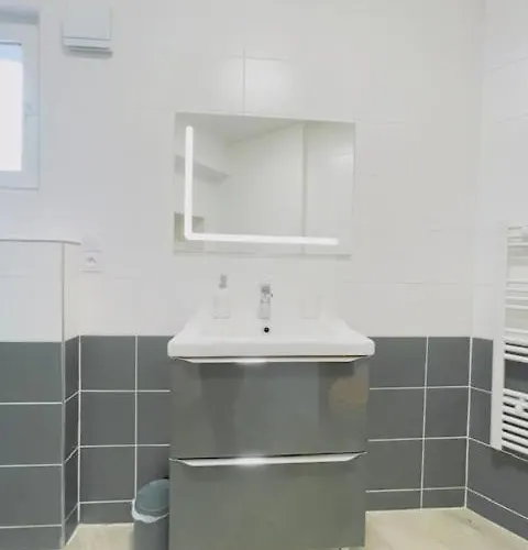 Bascule Rive Droite - Wifi - 2 Guests Le Mans